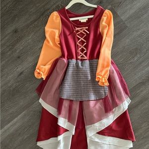 Taylor Joelle Sanderson Sister dress